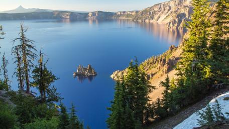 Phantom Ship (Crater Lake, Oregon) wallpaper