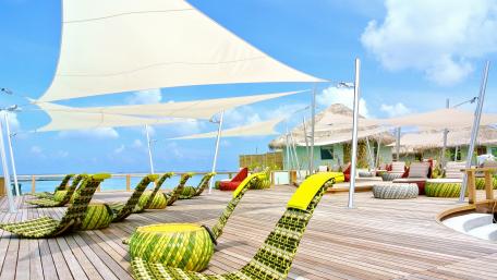 Tropical resort wallpaper