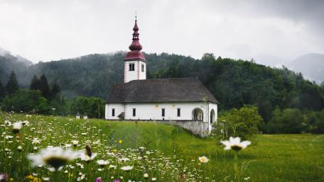 Slovenian church wallpaper