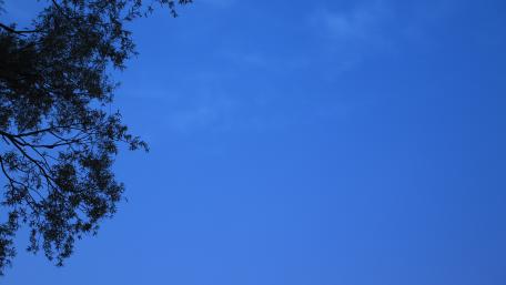 Blue sky wallpaper