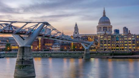 Millenium Bridge and St. Paul's Cathedral wallpaper