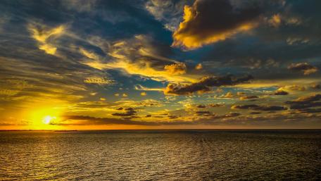 Golden hour photo wallpaper