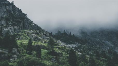 Magnificent mountain scenery wallpaper