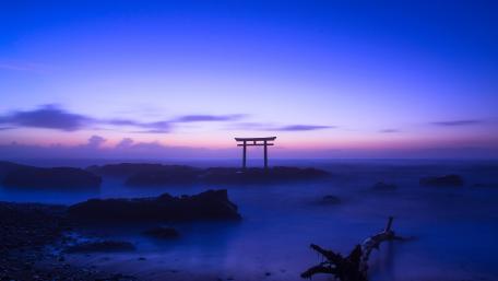 Blue Hour Serenity by the Sea wallpaper