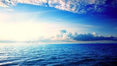 Sea and clouds wallpaper