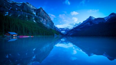 Lake Louise wallpaper
