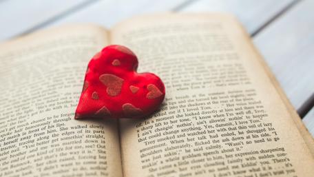 Romantic book wallpaper