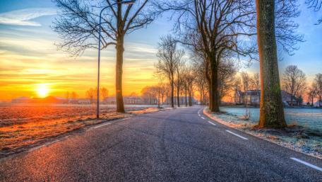 Empty road wallpaper