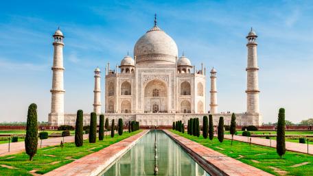 Taj Mahal - 7 wonders of world wallpaper