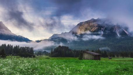 Clouds above Ehrwald wallpaper