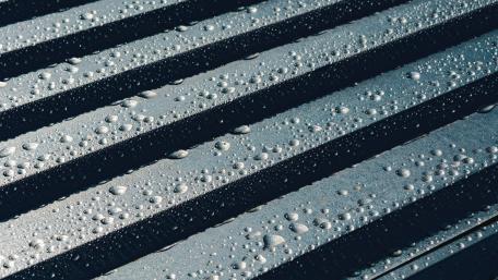 Drops wallpaper