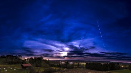 Serene Dusk Over Countryside Landscape wallpaper
