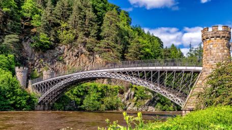 Craigellachie Bridge (Scotland) wallpaper