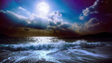 Sea waves in the moonlight wallpaper