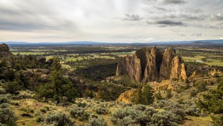 Smith Rock State Park wallpaper