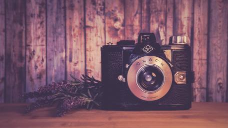 Antique camera wallpaper