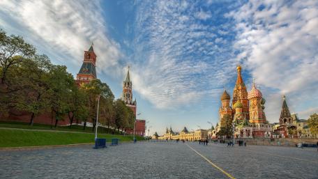 St. Basil's Cathedral at the Red Squre (Moscow) wallpaper