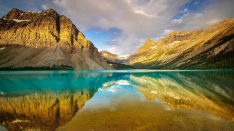 Bow Lake (Banff National Park) wallpaper