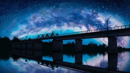 Starry Night Over Tranquil Waters wallpaper