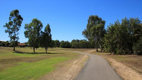 A broad view of the Riverway Footpath wallpaper