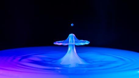 Drop splash wallpaper