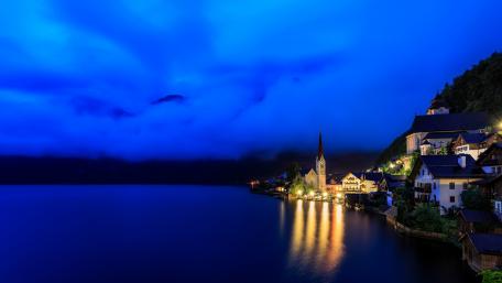 Hallstatt at night wallpaper