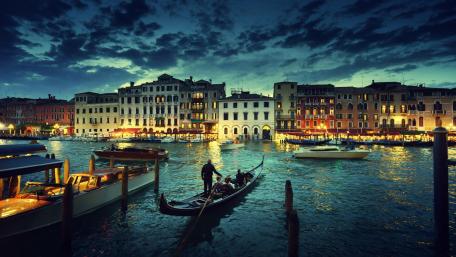 Grand Canal at dusk wallpaper