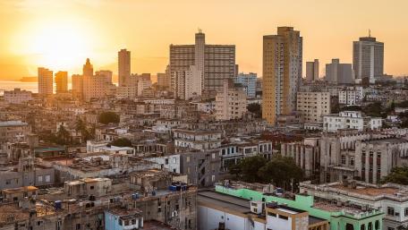 Golden Hour over Urban Horizons wallpaper