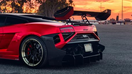 Red Lamborghini wallpaper