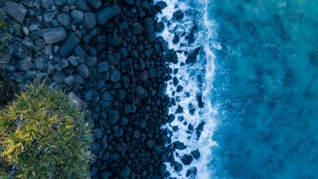 Sea shore view from above wallpaper