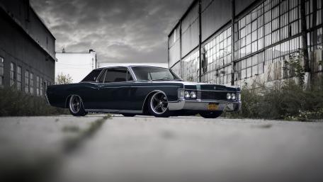 Black vintage car wallpaper