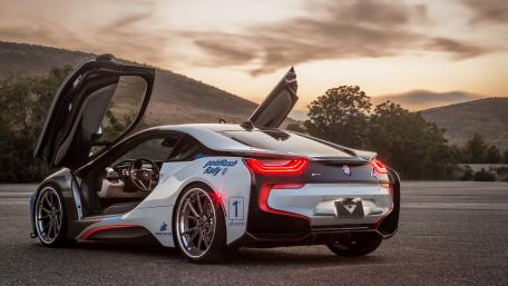 2018 BMW i8 Coupe Roadster wallpaper