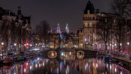Amsterdam at night wallpaper