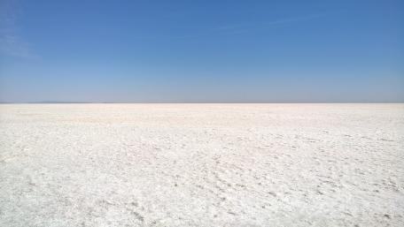 White Desert wallpaper