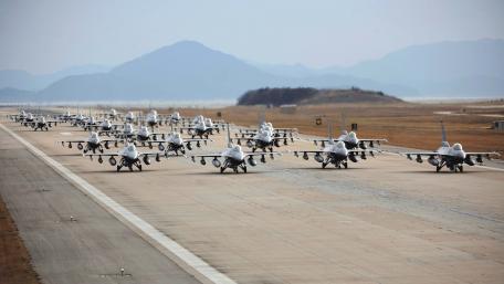 Runway wallpaper