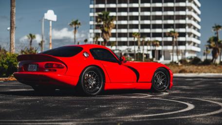 Red Hennessey Viper Venom 1000 in Paradise wallpaper