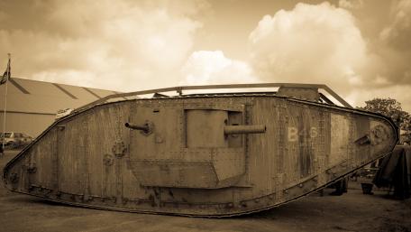Tank wallpaper