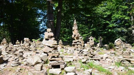 Serene Stone Balance Art in Nature wallpaper