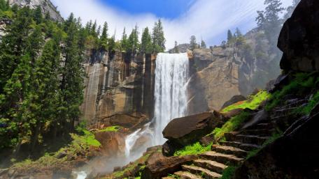 Yosemite National Park, Vernal Fall wallpaper