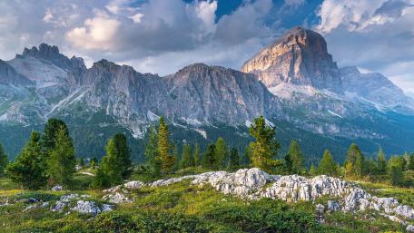 Dolomites wallpaper