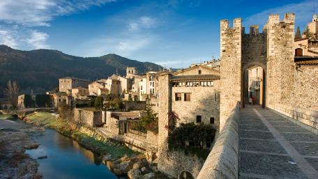 Besalú wallpaper