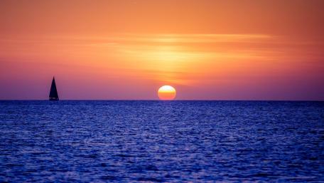 Sailing into the Sunset Horizon wallpaper