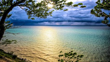 The rain is comming wallpaper