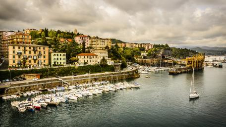 Serene Marina View of a Vibrant Cityscape wallpaper