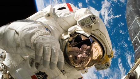 Astronaut on spacewalk wallpaper