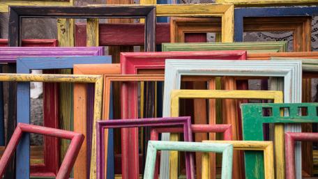 painting frames wallpaper
