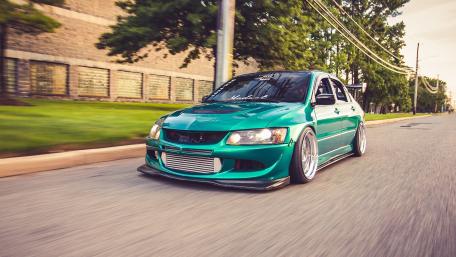Mitsubishi Lancer Evolution in Motion wallpaper