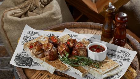 Sizzling Meat Delights for Food Lovers wallpaper