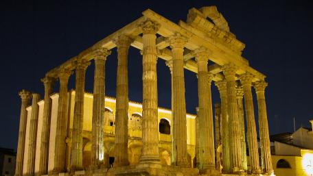 Temple of Diana wallpaper