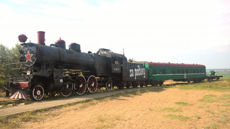 Vintage Military Steam Train Displaying History and Strength wallpaper